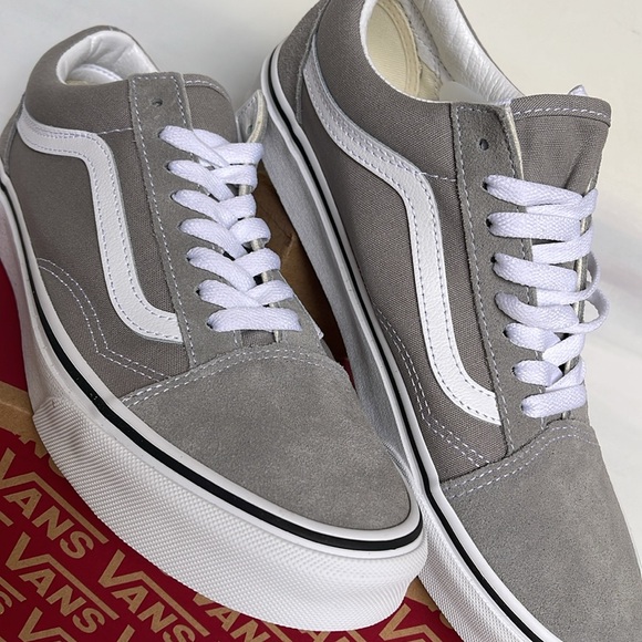 Vans WMNS Old Skool
Drizzle/True White
VN0A4U3BIYP Sneakers - Picture 11 of 16